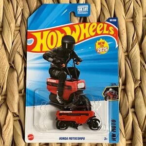 Honda Motocompo Hot Wheels Red MotorBike Hotwheels Motorcycle Motor Bike 2025 🆕